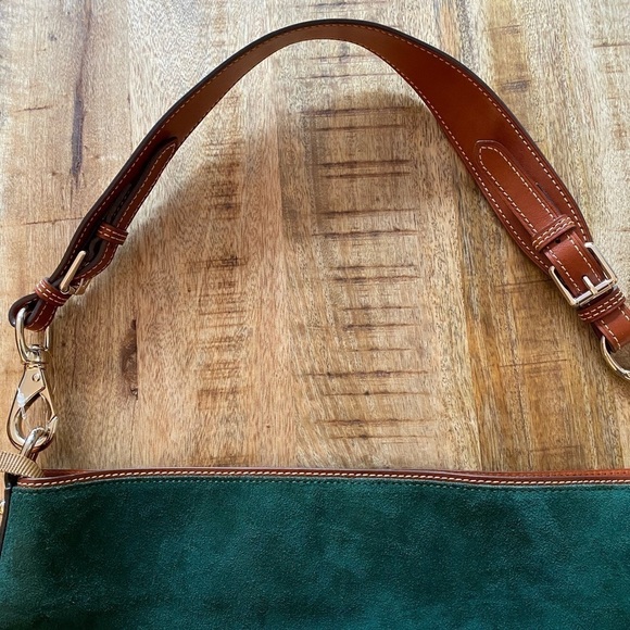 Dooney & Bourke XLarge Green Suede Courtney Sac - Picture 8 of 8